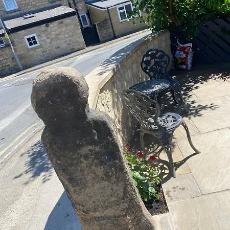 Cornerstone House * 피커링