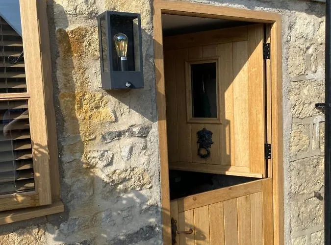 Cornerstone House 펜션 *